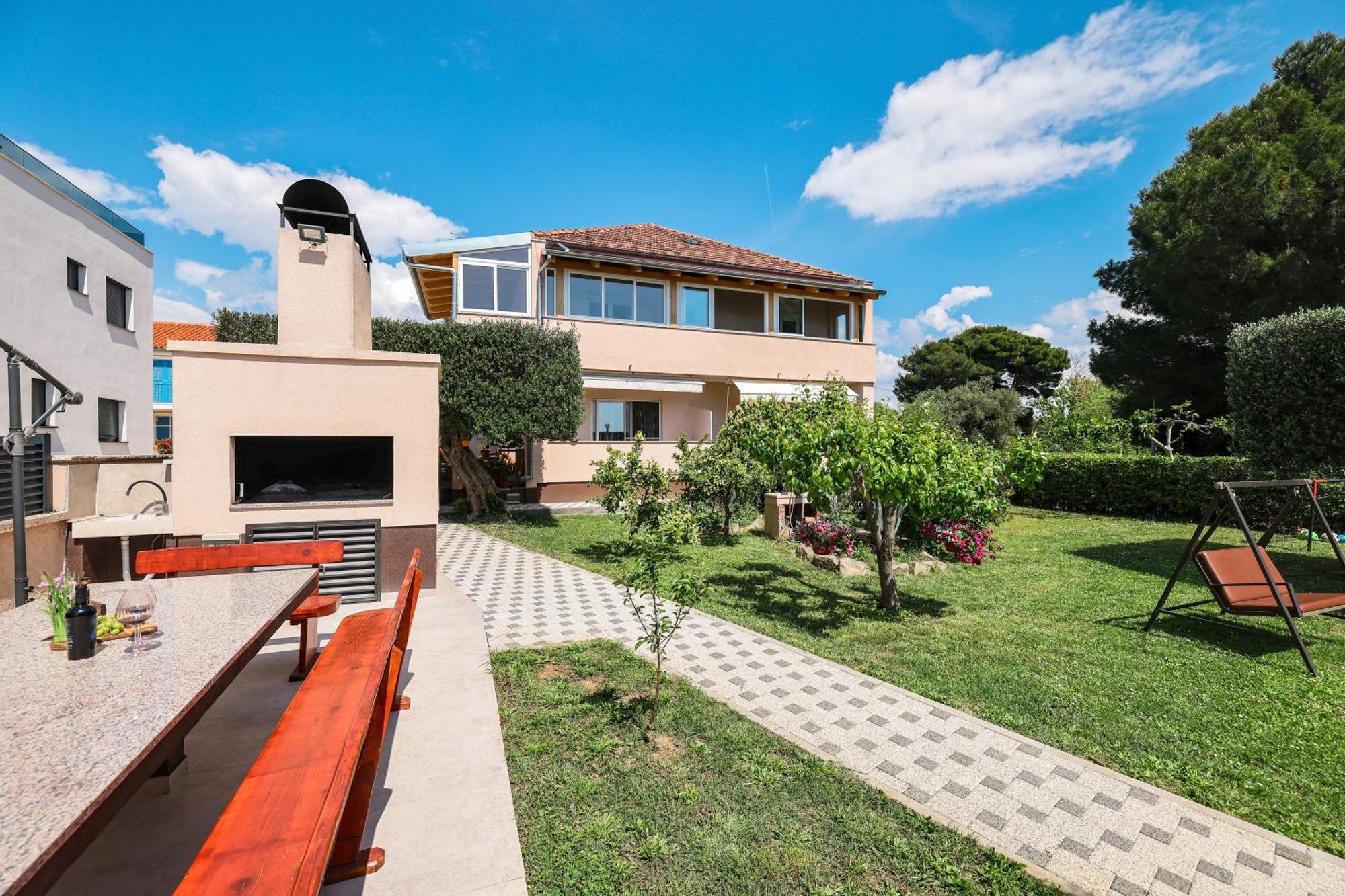 Apartments Becky On A Sandy Beach Without Crowd Sukošan Exterior foto